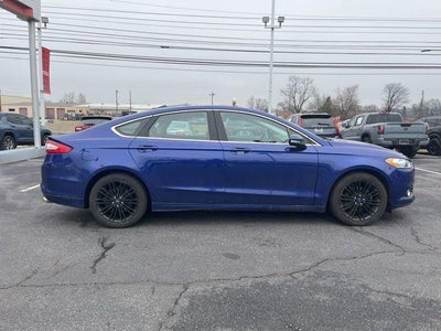 2016 Ford Fusion 4dr Sdn SE FWD
