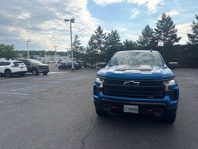 2022 Chevrolet Silverado 1500 Crew Cab Short Box 4-Wheel Drive LT Trail Boss