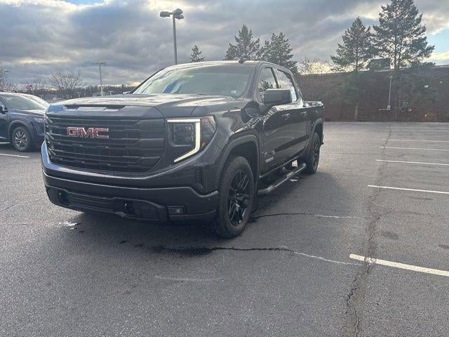 2022 GMC Sierra 1500 Crew Cab Short Box 4-Wheel Drive Elevation 3SB
