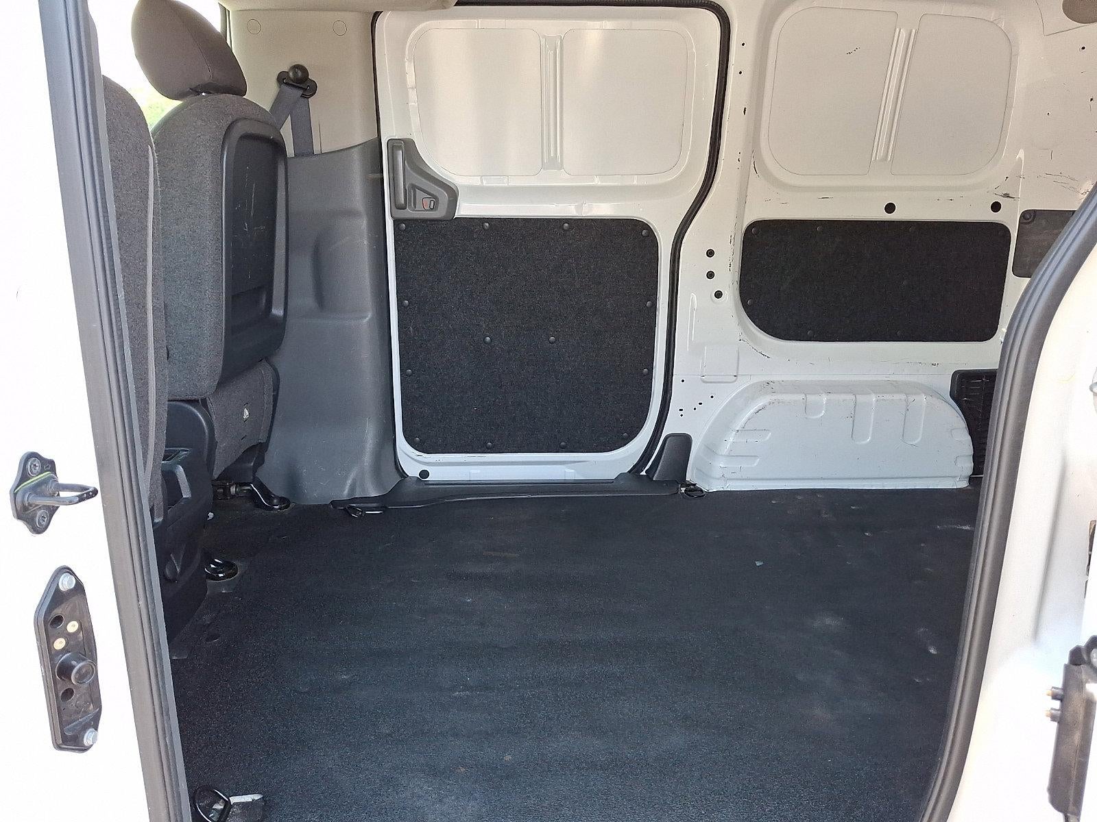 2017 Nissan NV200 Compact Cargo I4 SV
