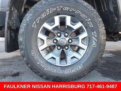 2017 Toyota Tacoma TRD Off Road Double Cab 5' Bed V6 4x4 AT (Natl)