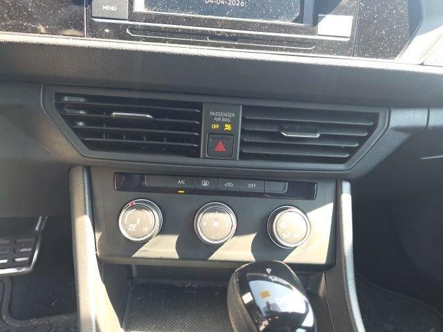 2023 Volkswagen Jetta Sport Auto