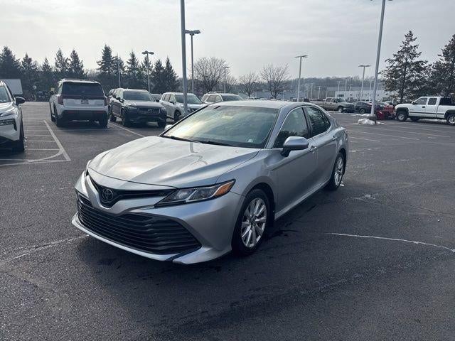 2018 Toyota Camry LE Auto (SE)