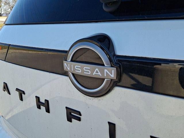 2023 Nissan Pathfinder Rock Creek 4WD