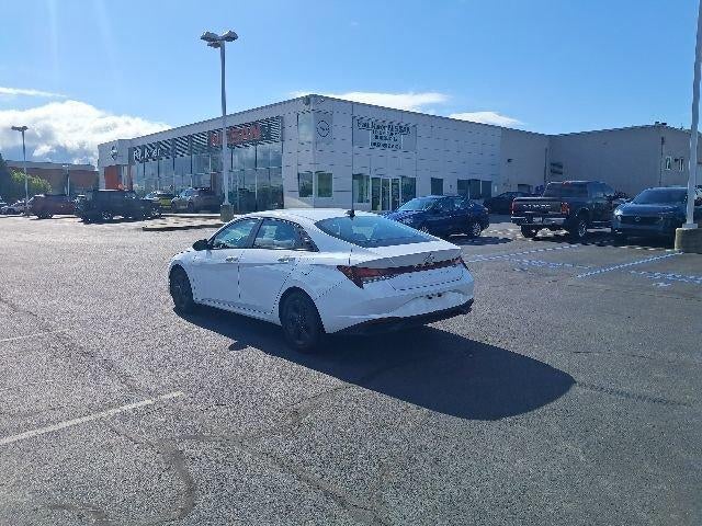 2021 Hyundai ELANTRA SEL IVT
