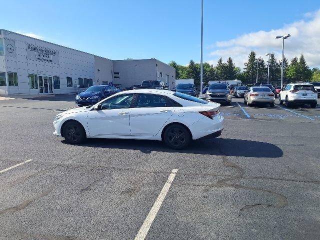 2021 Hyundai ELANTRA SEL IVT