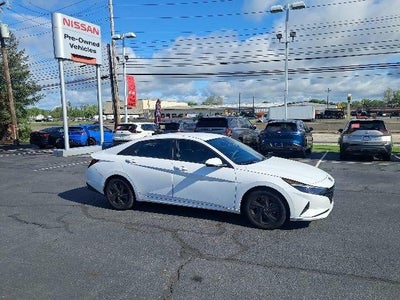 2021 Hyundai ELANTRA SEL IVT
