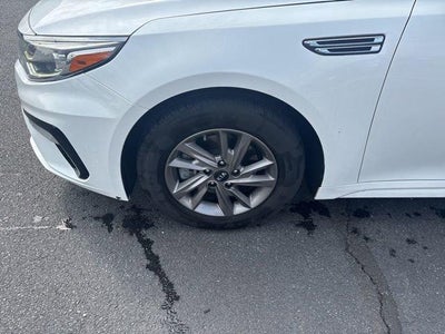 2020 Kia Optima LX Auto