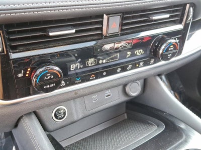 2023 Nissan Rogue AWD SL