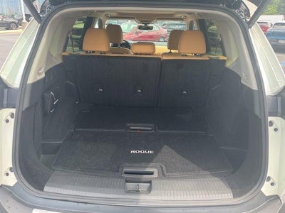 2023 Nissan Rogue AWD Platinum