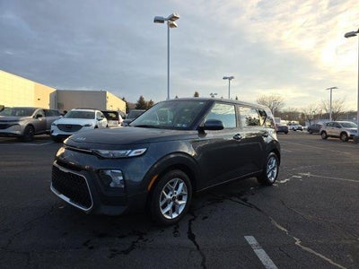 2022 Kia Soul LX IVT