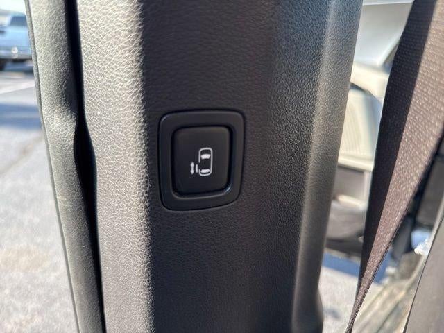 2022 Kia Carnival LXS FWD