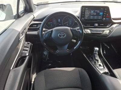 2019 Toyota C-HR XLE FWD (Natl)