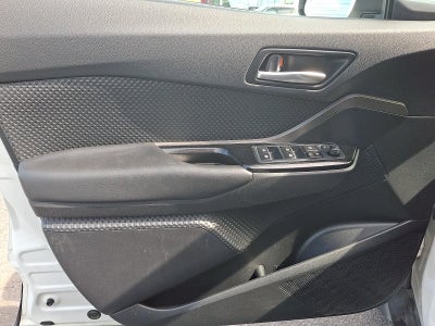 2019 Toyota C-HR XLE FWD (Natl)