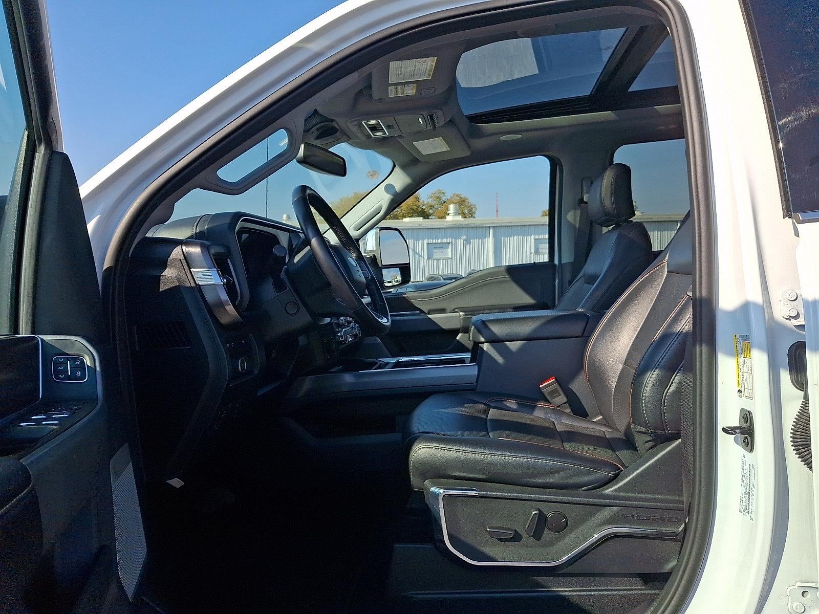 2024 Ford Super Duty F-350 SRW LARIAT
