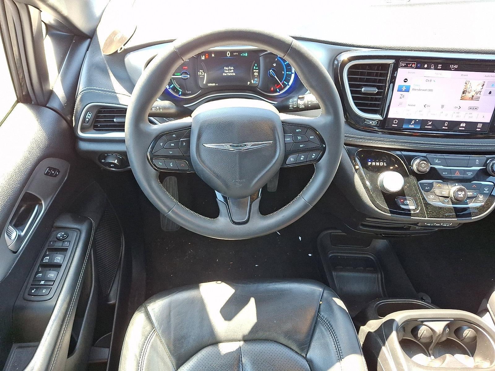 2022 Chrysler Pacifica Hybrid Touring L