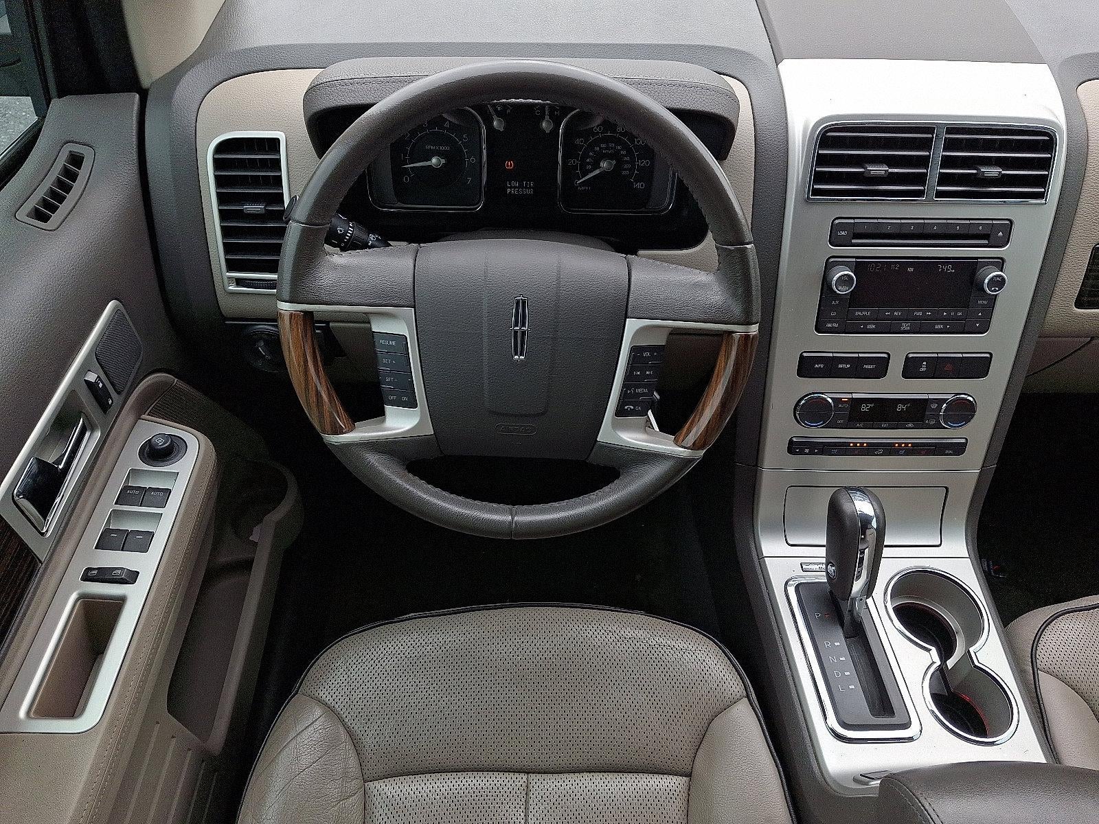 2010 Lincoln MKX FWD 4dr