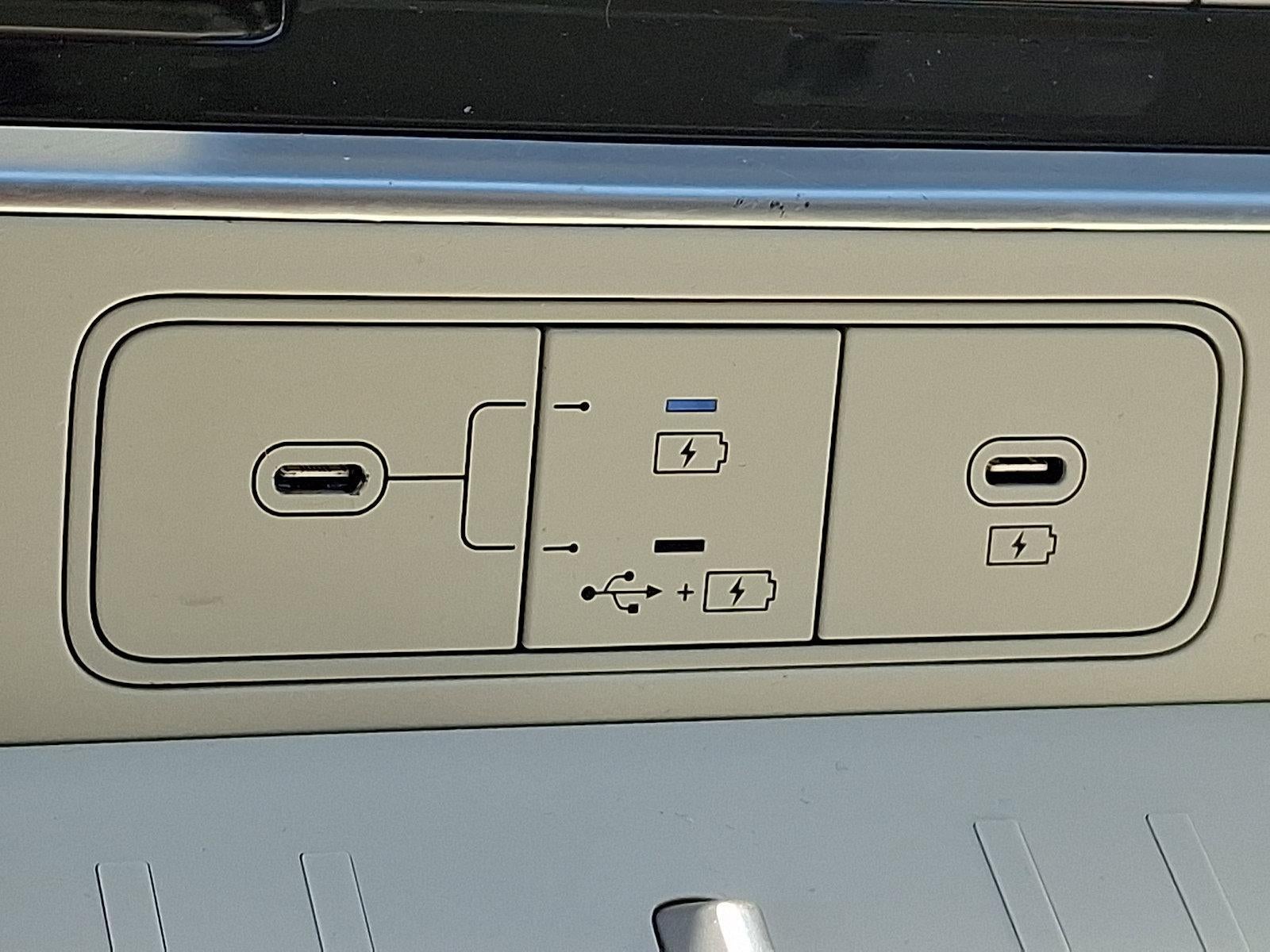 2025 Hyundai SANTA FE SE
