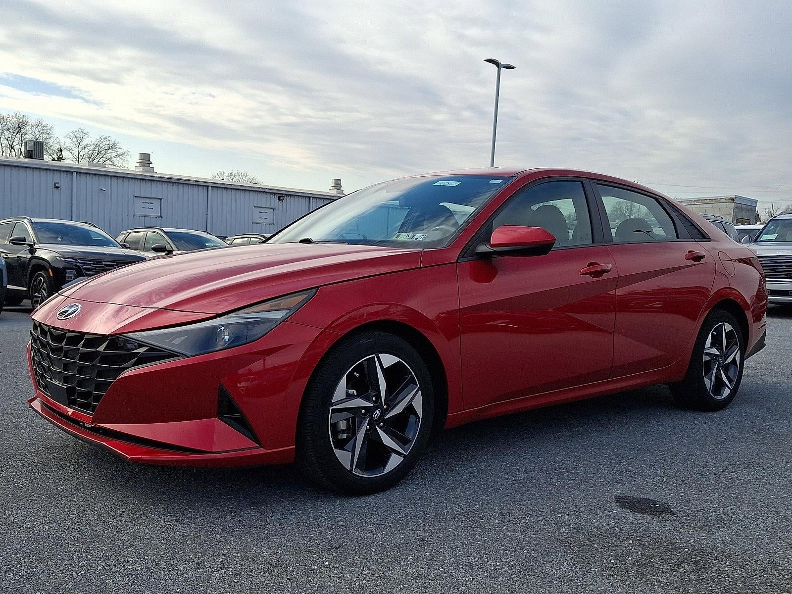 2023 Hyundai ELANTRA SEL