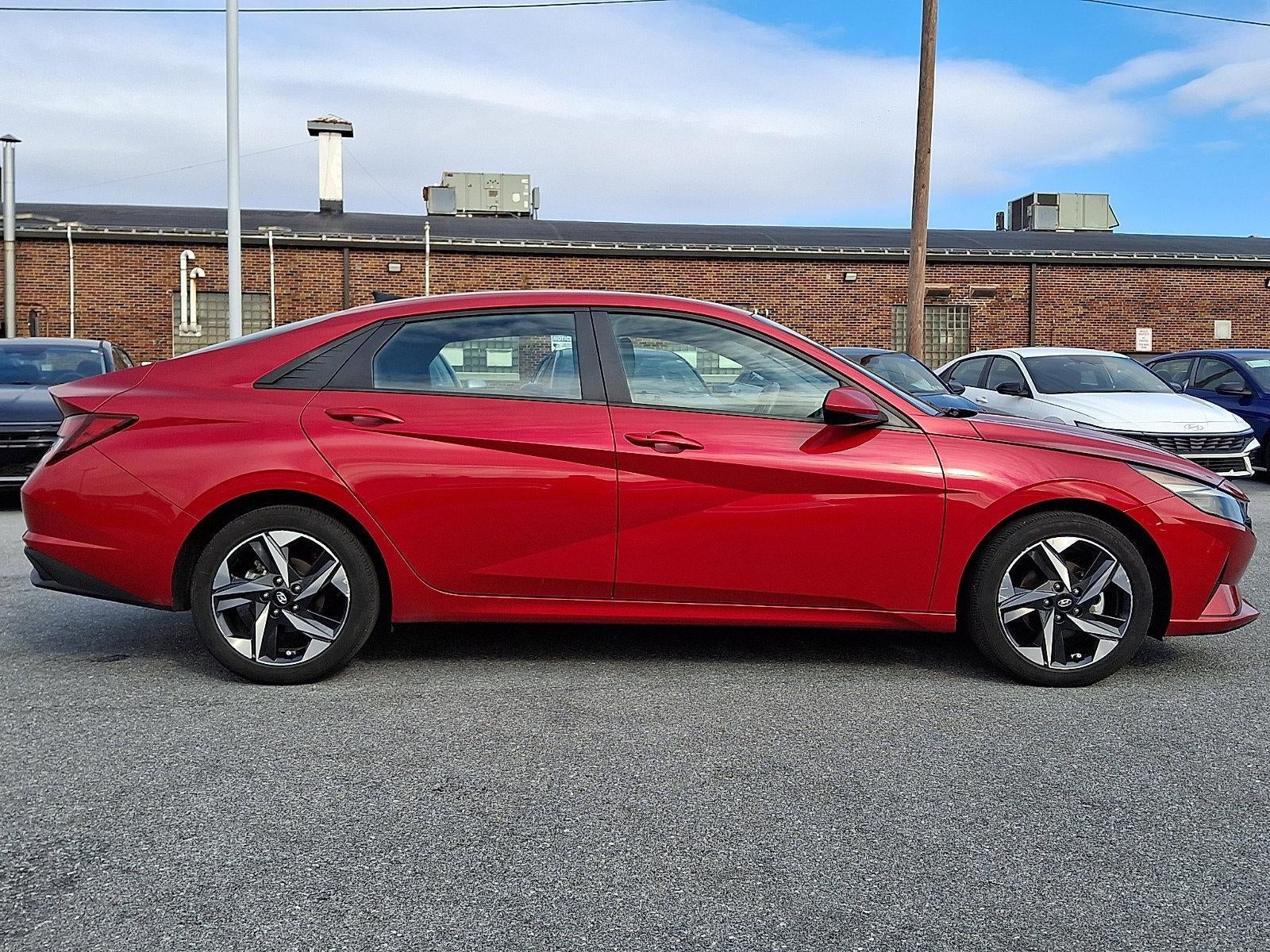 2023 Hyundai ELANTRA SEL