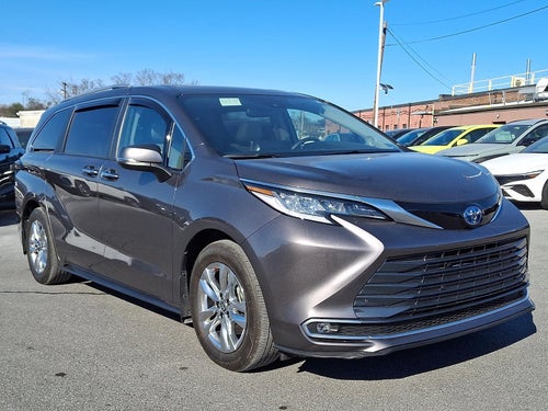 2023 Toyota Sienna Limited