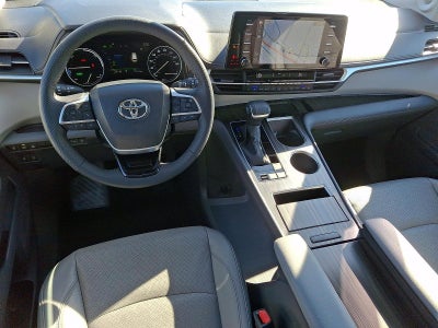 2023 Toyota Sienna Limited