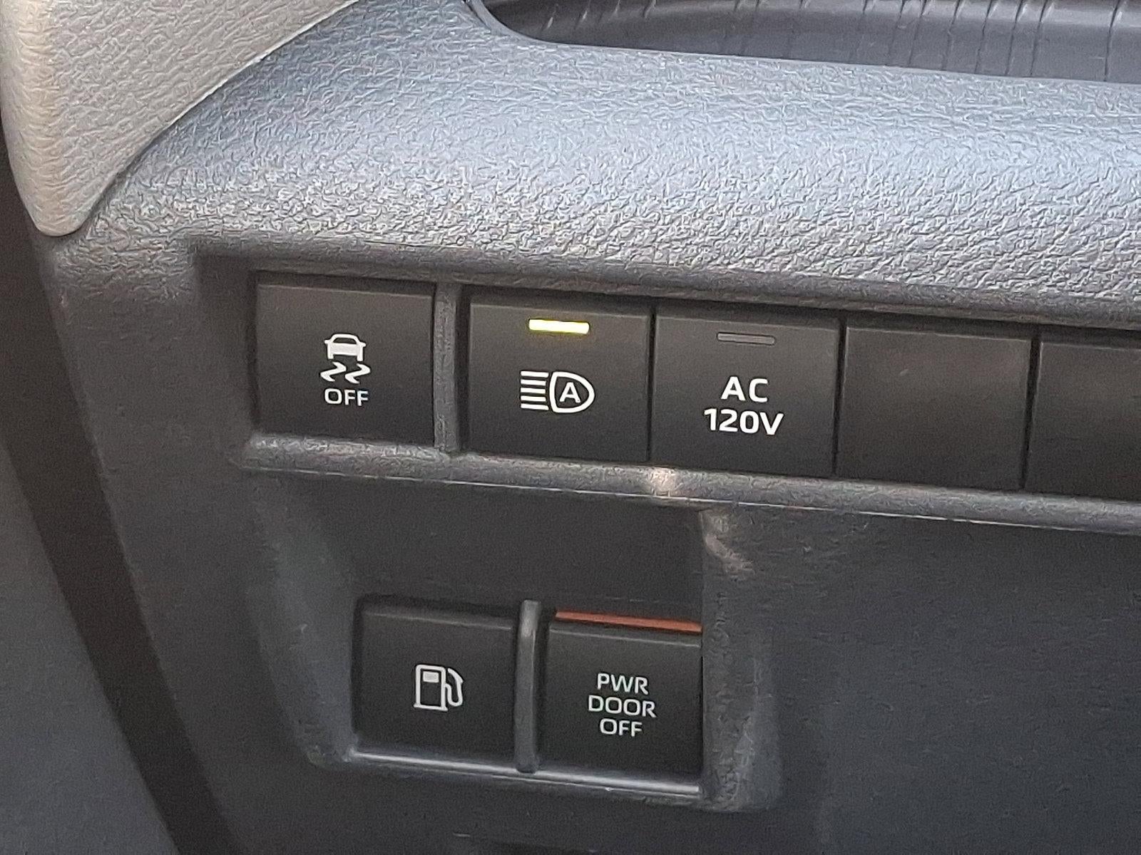 2023 Toyota Sienna Limited