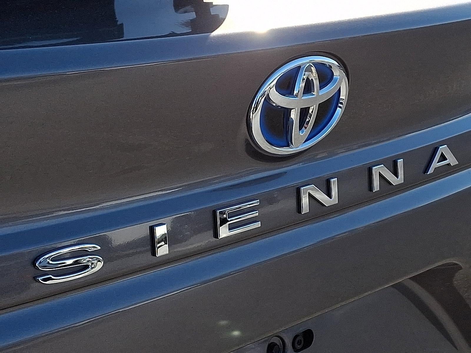 2023 Toyota Sienna Limited