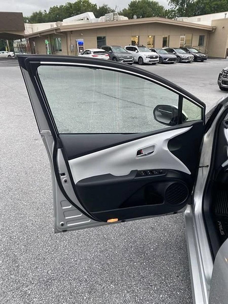 2018 Toyota Prius Four
