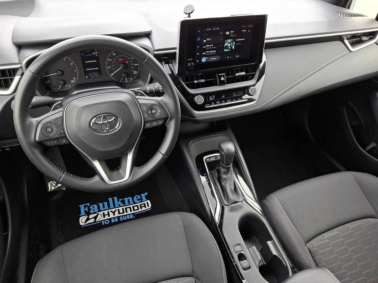 2024 Toyota Corolla Hatchback SE