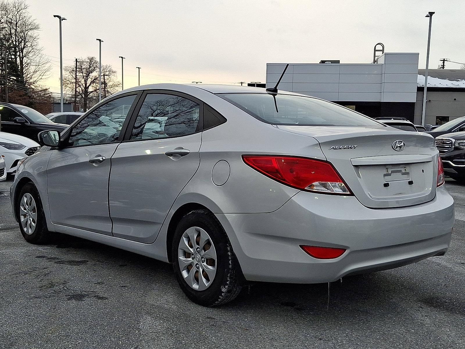 2016 Hyundai ACCENT SE