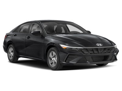 2024 Hyundai ELANTRA SE