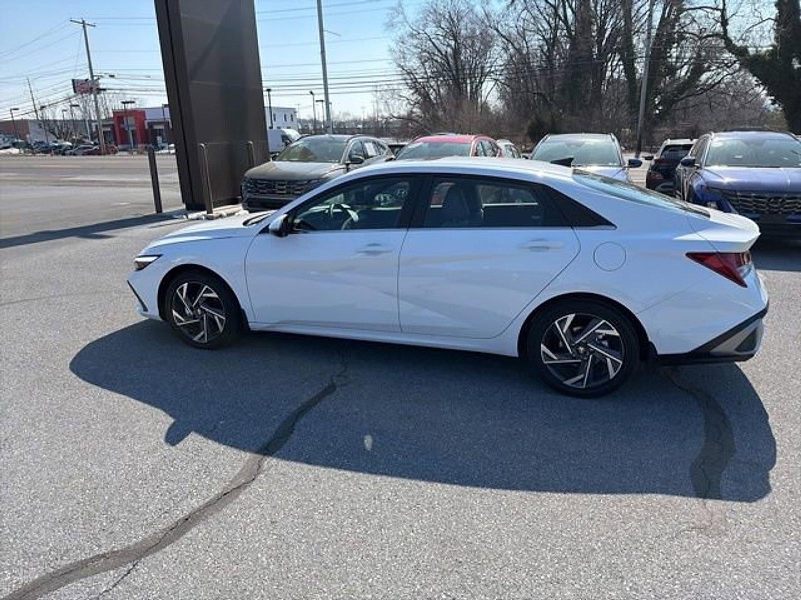 2025 Hyundai ELANTRA Hybrid Limited