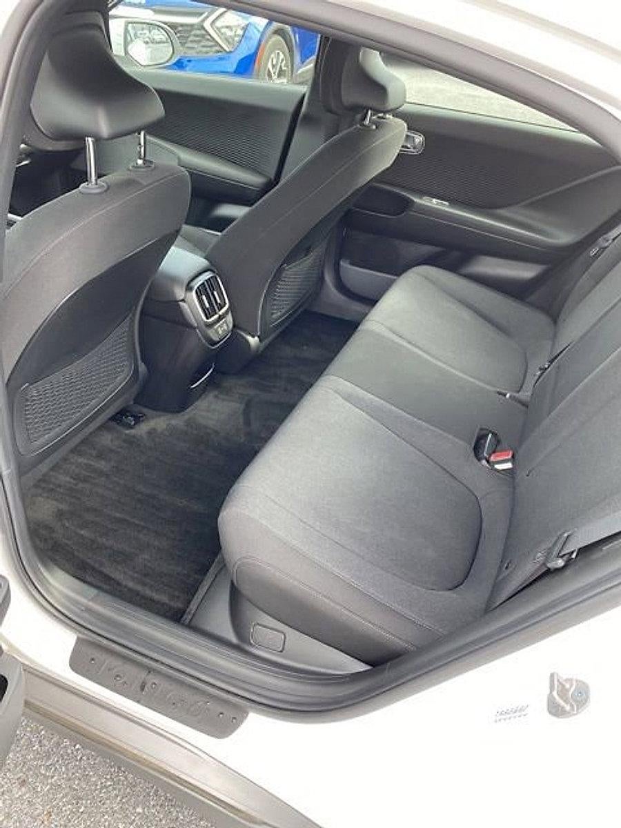 2024 Hyundai IONIQ 6 SE