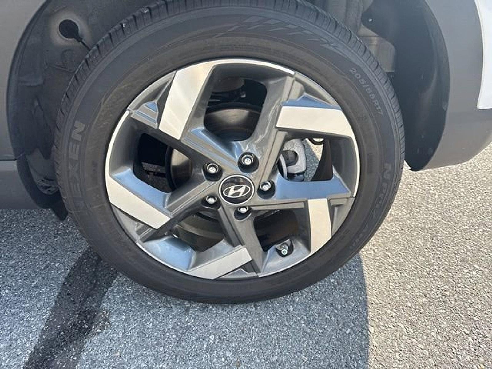 2024 Hyundai VENUE SEL