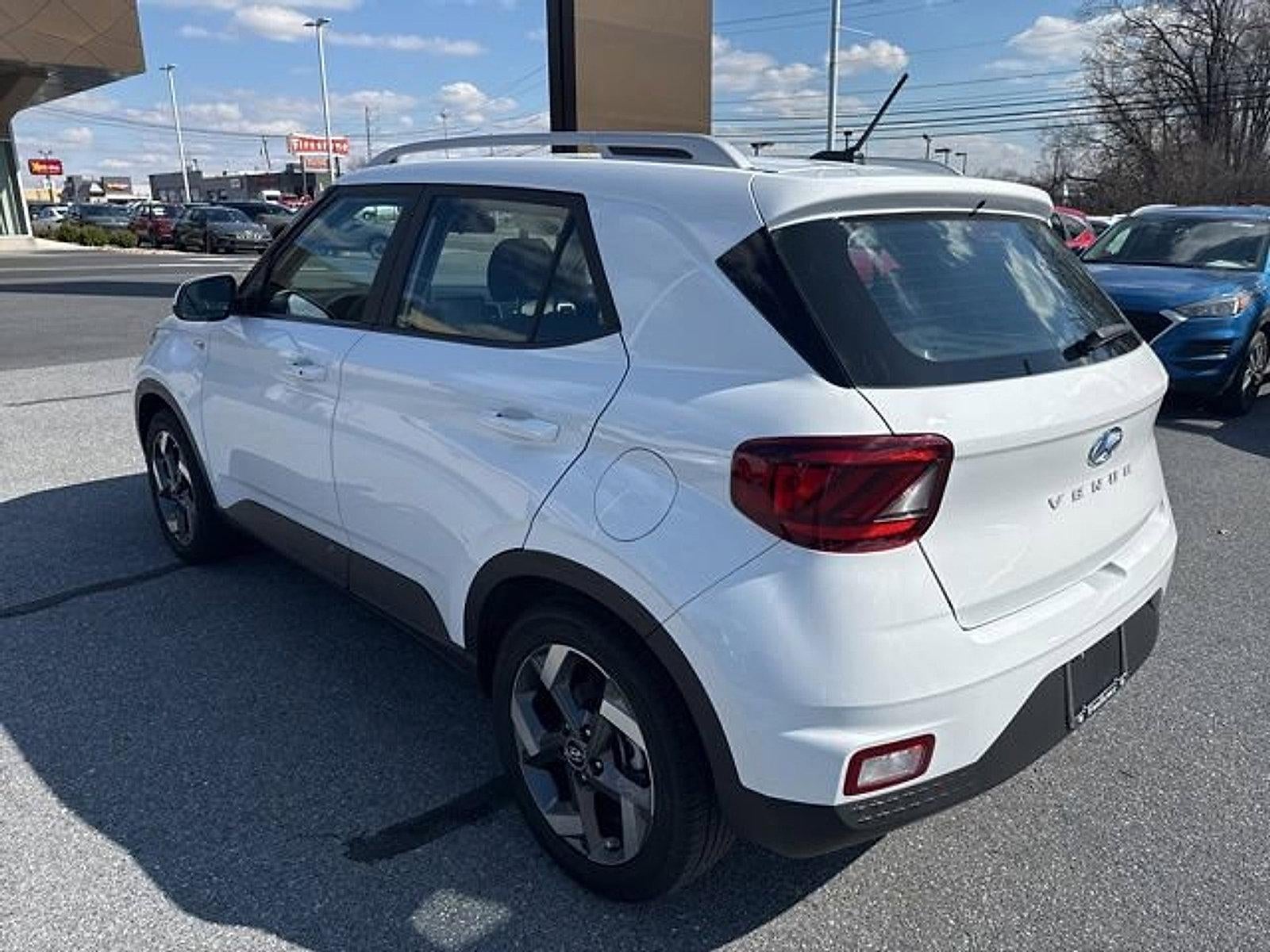 2024 Hyundai VENUE SEL