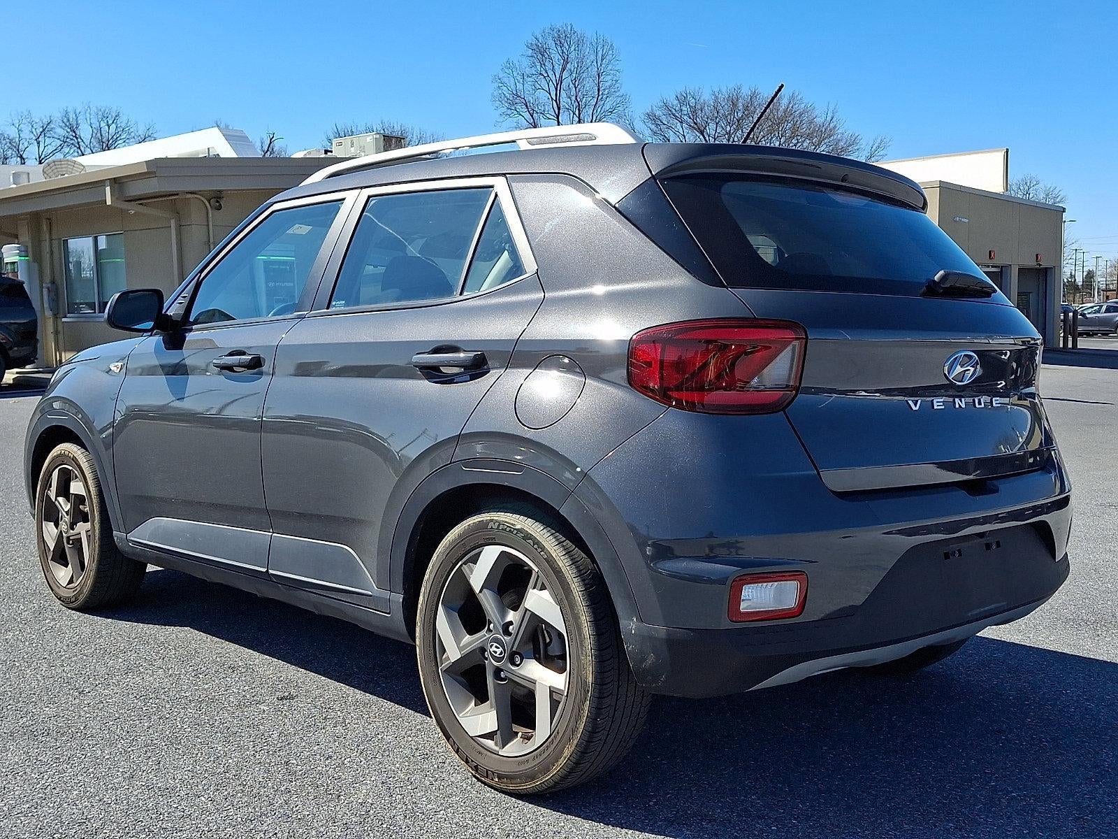 2023 Hyundai VENUE SEL